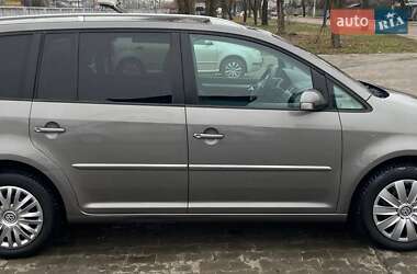 Мінівен Volkswagen Touran 2007 в Києві