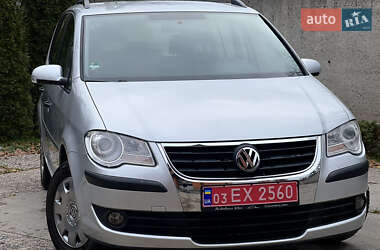 Мінівен Volkswagen Touran 2007 в Лубнах