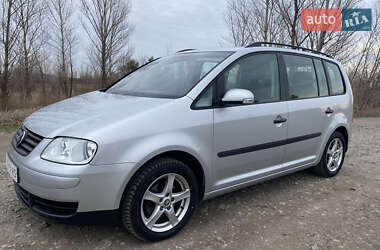 Мінівен Volkswagen Touran 2005 в Павлограді