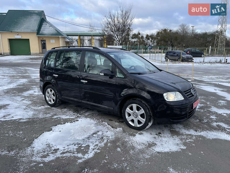 Минивэн Volkswagen Touran 2005 в Луцке