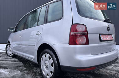 Мінівен Volkswagen Touran 2009 в Івано-Франківську