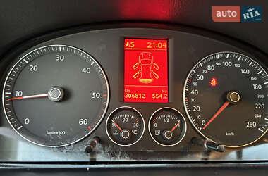Минивэн Volkswagen Touran 2009 в 