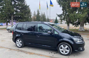 Минивэн Volkswagen Touran 2011 в Новоархангельске