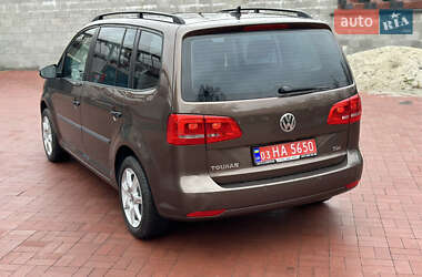 Мінівен Volkswagen Touran 2012 в Рівному