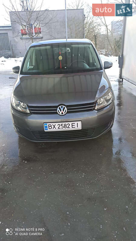 Мінівен Volkswagen Touran 2011 в Новій Ушиці