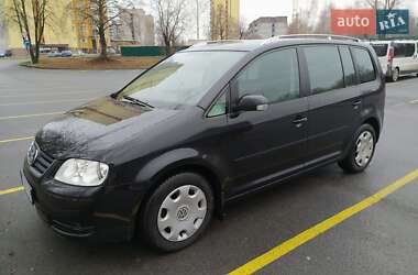 Мінівен Volkswagen Touran 2005 в Чернігові