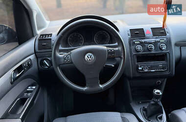 Мінівен Volkswagen Touran 2004 в Харкові