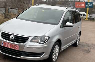 Мінівен Volkswagen Touran 2010 в Коростені