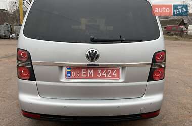 Мінівен Volkswagen Touran 2010 в Коростені