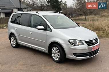 Мінівен Volkswagen Touran 2010 в Коростені