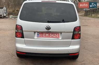 Мінівен Volkswagen Touran 2010 в Коростені