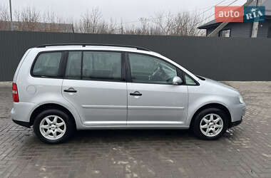 Мінівен Volkswagen Touran 2005 в Сарнах