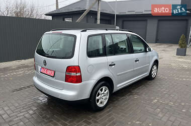 Мінівен Volkswagen Touran 2005 в Сарнах