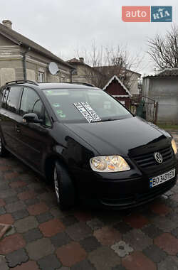 Минивэн Volkswagen Touran 2004 в Теребовле