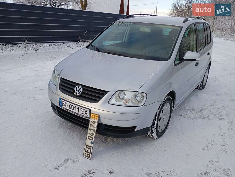 Мінівен Volkswagen Touran 2005 в Тернополі