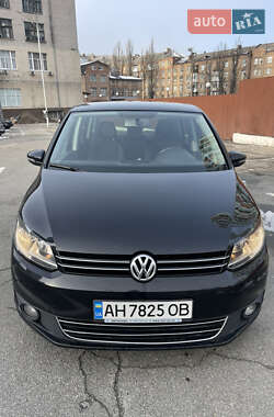 Мінівен Volkswagen Touran 2014 в Одесі