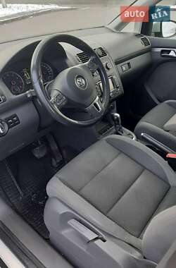 Минивэн Volkswagen Touran 2011 в Виннице