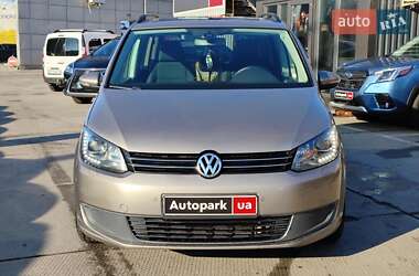 Минивэн Volkswagen Touran 2011 в Харькове