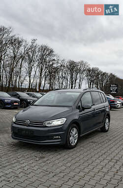 Микровэн Volkswagen Touran 2020 в 