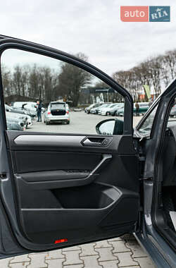 Микровэн Volkswagen Touran 2020 в 