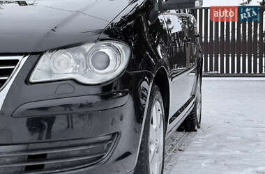 Мінівен Volkswagen Touran 2009 в Старокостянтинові