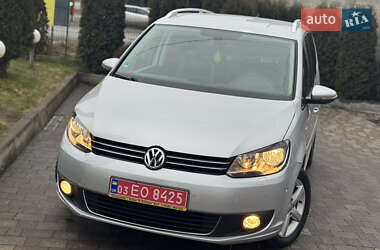 Минивэн Volkswagen Touran 2014 в Сарнах