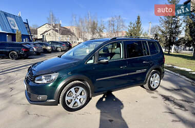 Минивэн Volkswagen Touran 2011 в 