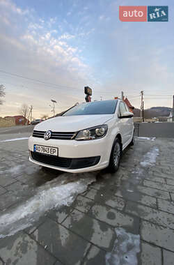 Мінівен Volkswagen Touran 2012 в Делятині