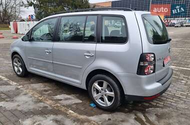 Мінівен Volkswagen Touran 2009 в Луцьку