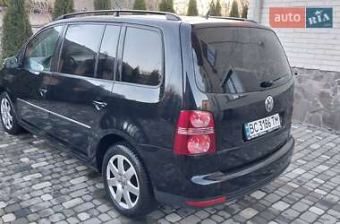 Минивэн Volkswagen Touran 2009 в Ходорове