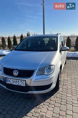 Минивэн Volkswagen Touran 2009 в Львове