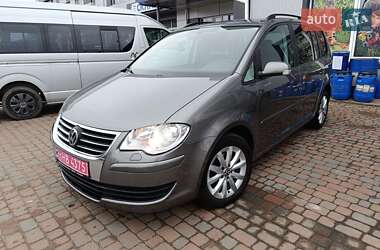 Мінівен Volkswagen Touran 2008 в Сарнах