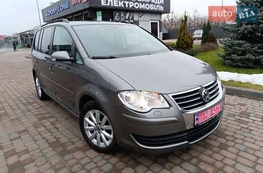 Мінівен Volkswagen Touran 2008 в Сарнах