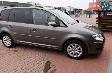 Мінівен Volkswagen Touran 2008 в Сарнах