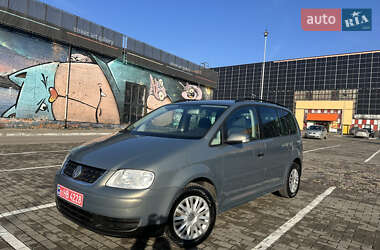 Мінівен Volkswagen Touran 2006 в Луцьку