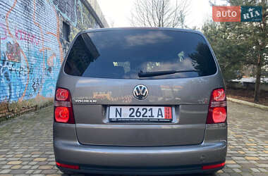 Мінівен Volkswagen Touran 2008 в Луцьку