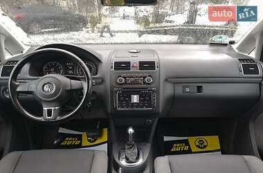 Минивэн Volkswagen Touran 2011 в Львове