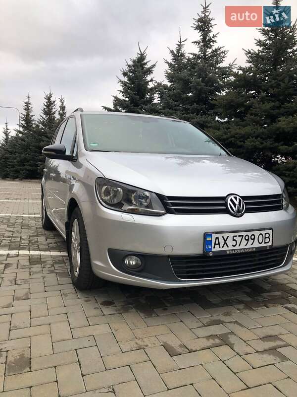 Volkswagen Touran 2012