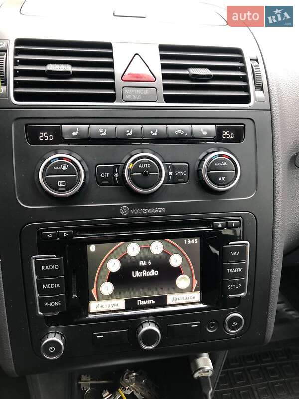 Минивэн Volkswagen Touran 2012 в Харькове фото 17 Минивэн Volkswagen Touran 2012 в Харькове