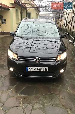 Минивэн Volkswagen Touran 2012 в Мукачево