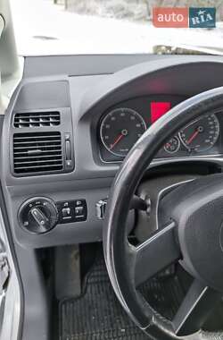 Мінівен Volkswagen Touran 2006 в Ромнах