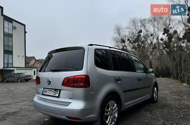 Мінівен Volkswagen Touran 2012 в Києві