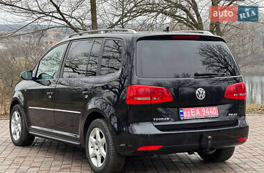 Мінівен Volkswagen Touran 2011 в Кропивницькому