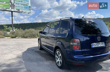 Мінівен Volkswagen Touran 2007 в Києві