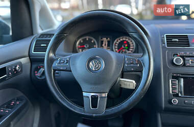 Минивэн Volkswagen Touran 2011 в Львове