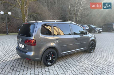 Мінівен Volkswagen Touran 2013 в Сваляві