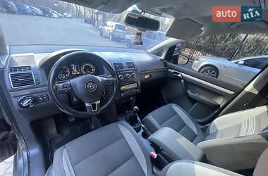 Мінівен Volkswagen Touran 2013 в Сваляві