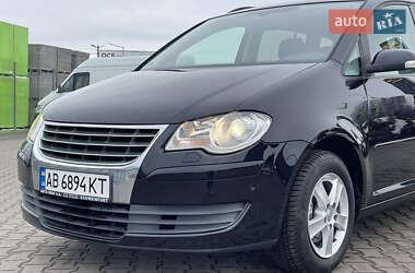 Мінівен Volkswagen Touran 2008 в Вінниці