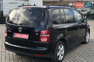 Мінівен Volkswagen Touran 2010 в Вознесенську