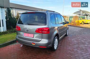 Мінівен Volkswagen Touran 2010 в Сарнах